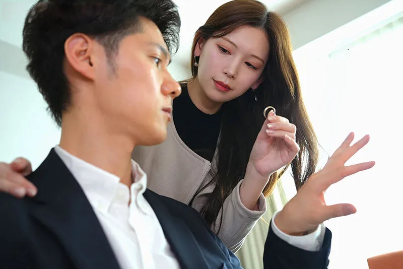 Người vợ đi đi giã ngoại, ông xã ở nhà bị nhỏ em bà xã gạ xxx không trượt phát nào